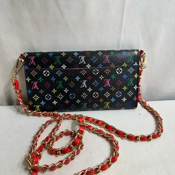 Louis Vuitton Chain Wallet - Picture 2 of 12